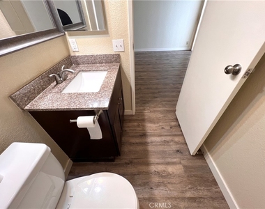 4307 W 142nd Street - Photo Thumbnail 11