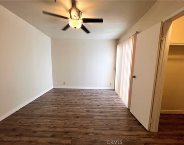 4307 W 142nd Street - Photo Thumbnail 7