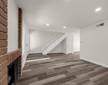 2406 Allegheny Way - Photo Thumbnail 2