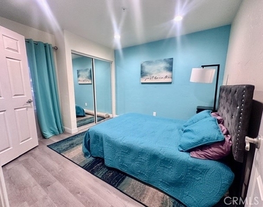 1200 Pacific Coast - Photo Thumbnail 6