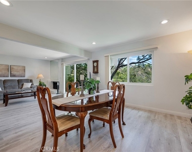 5548 E Vista Del Amigo - Photo Thumbnail 29