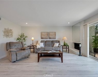 5548 E Vista Del Amigo - Photo Thumbnail 26