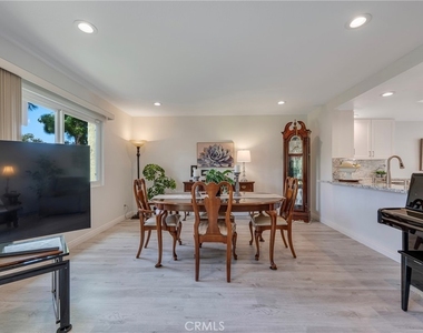 5548 E Vista Del Amigo - Photo Thumbnail 27