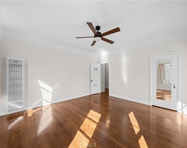 1826 E 2nd - Photo Thumbnail 16