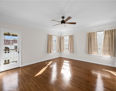 1826 E 2nd - Photo Thumbnail 15