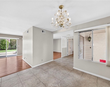 2300 Camino Escondido - Photo Thumbnail 4