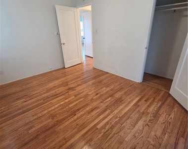 525 E Church Street - Photo Thumbnail 6