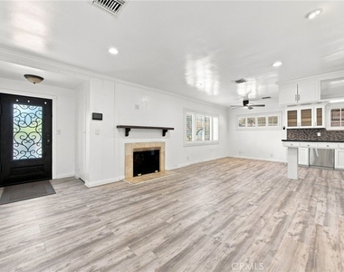 12730 Lorne - Photo Thumbnail 3
