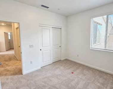 26621 Viola Way - Photo Thumbnail 16