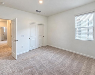 26621 Viola Way - Photo Thumbnail 11
