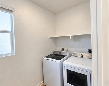 26621 Viola Way - Photo Thumbnail 17