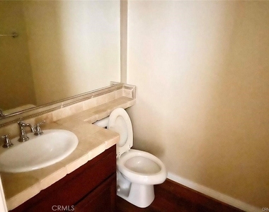 313 Tall Oak - Photo Thumbnail 4