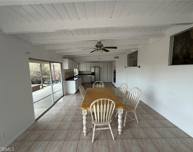 6792 Rolling Hills Drive - Photo Thumbnail 3