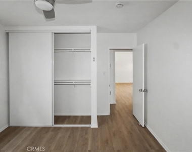 1010 E 32nd - Photo Thumbnail 13