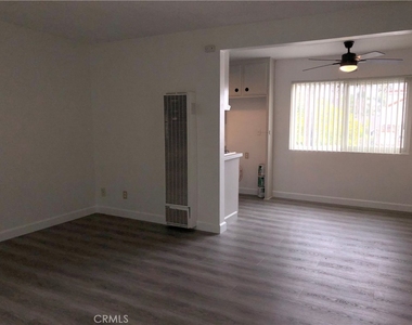 312 10th Street - Photo Thumbnail 4