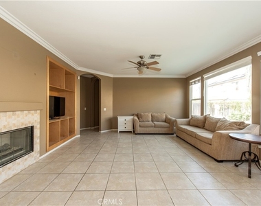 7182 Wild Lilac Court - Photo Thumbnail 3