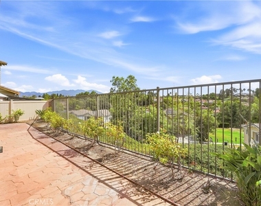 212 Summit Vista - Photo Thumbnail 22