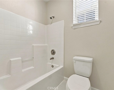 212 Summit Vista - Photo Thumbnail 17