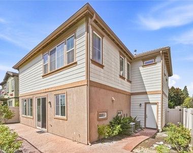 212 Summit Vista - Photo Thumbnail 20