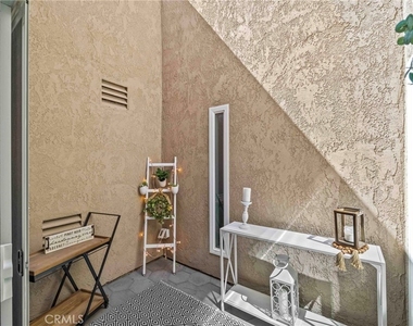 3519 Paseo Flamenco - Photo Thumbnail 6