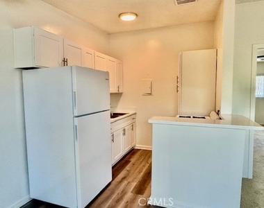 1826 W Sallie - Photo Thumbnail 22