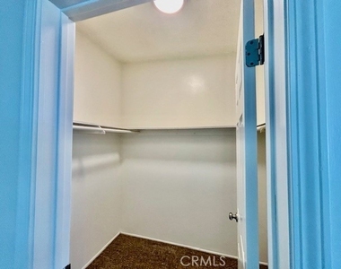 1826 W Sallie - Photo Thumbnail 15
