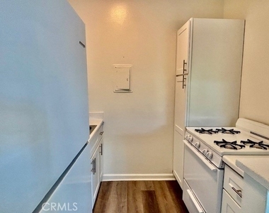 1826 W Sallie - Photo Thumbnail 26