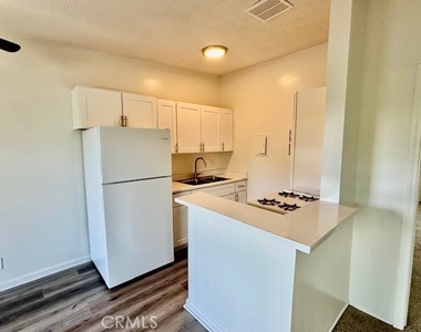 1826 W Sallie - Photo Thumbnail 24