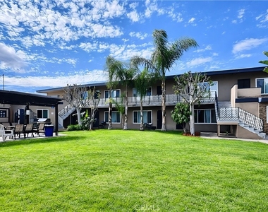 1826 W Sallie - Photo Thumbnail 5