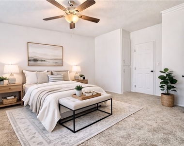 1826 W Sallie - Photo Thumbnail 3