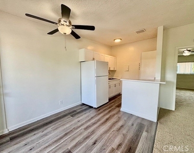 1826 W Sallie - Photo Thumbnail 27