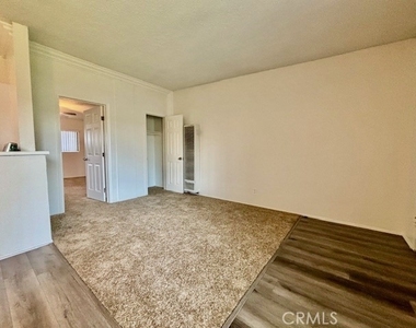 1820 W Sallie - Photo Thumbnail 13