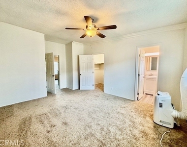 1820 W Sallie - Photo Thumbnail 15