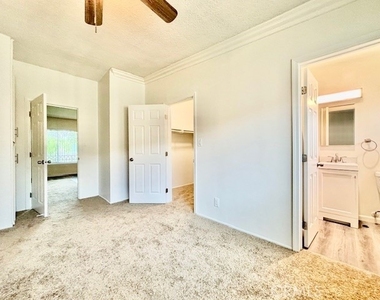 1820 W Sallie - Photo Thumbnail 18