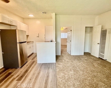 1820 W Sallie - Photo Thumbnail 7