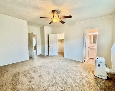 1820 W Sallie - Photo Thumbnail 15