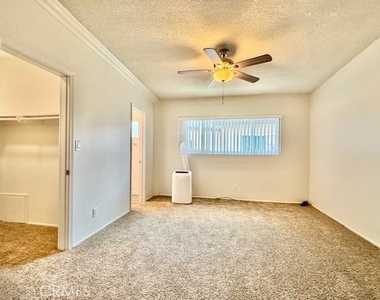 1820 W Sallie - Photo Thumbnail 14