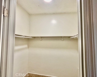 1820 W Sallie - Photo Thumbnail 16