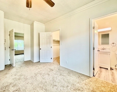 1820 W Sallie - Photo Thumbnail 18