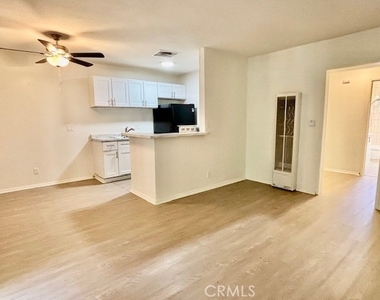 1810 W Sallie - Photo Thumbnail 8