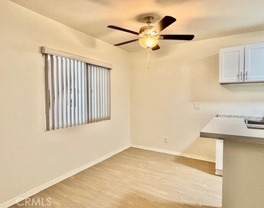 1810 W Sallie - Photo Thumbnail 9