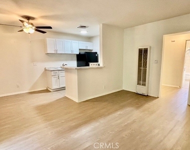 1810 W Sallie - Photo Thumbnail 8