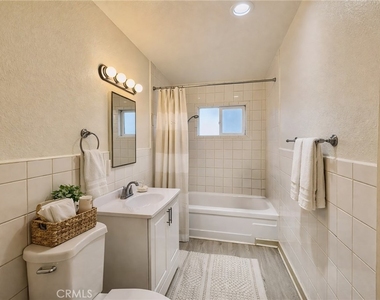 1810 W Sallie - Photo Thumbnail 6