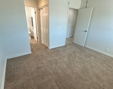 79740 Avenue 42 - Photo Thumbnail 11