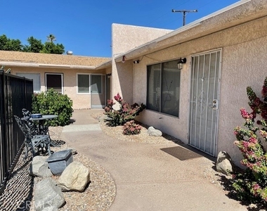 73740 Santa Rosa Way - Photo Thumbnail 5