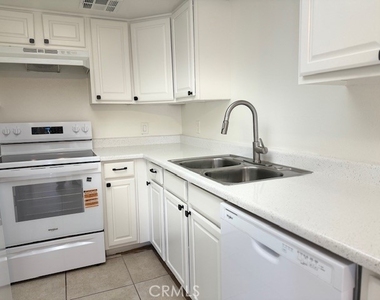 51025 Ave Martinez - Photo Thumbnail 9