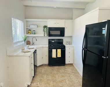 37112 Palo Verde Drive - Photo Thumbnail 13