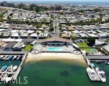 10 Saratoga - Photo Thumbnail 19