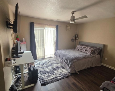 5761 Caribbean Circle - Photo Thumbnail 1
