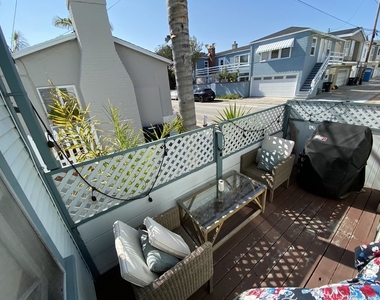 1007 Balboa Ave. Avenue - Photo Thumbnail 2